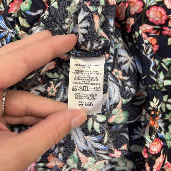 NWT Ann Taylor Loft Navy Flower Print Peasant Top Sz M White Elastic Waistband - Picture 9 of 10